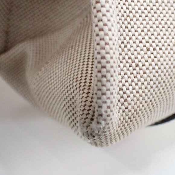 Chloe Woody Tote Bag with COA - Picture 12 of 17